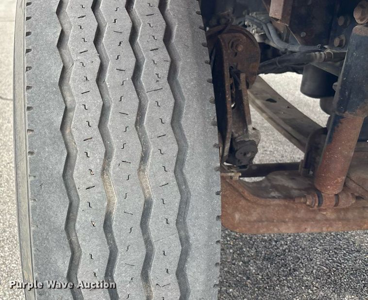 image for item DY0346 2006 International 7400 dump truck