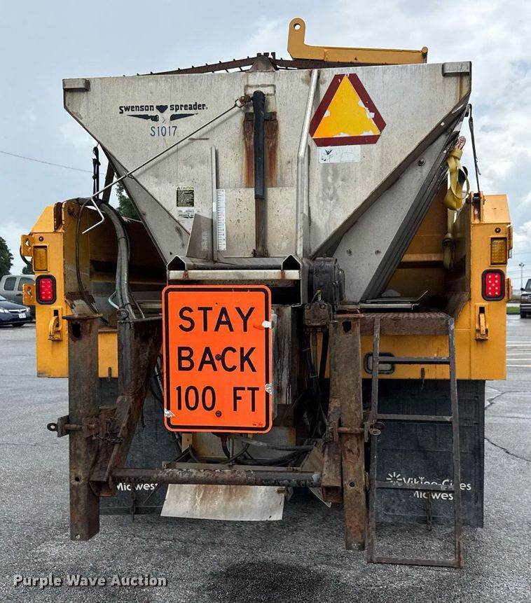 image for item DY0347 2005 International 7400 dump truck