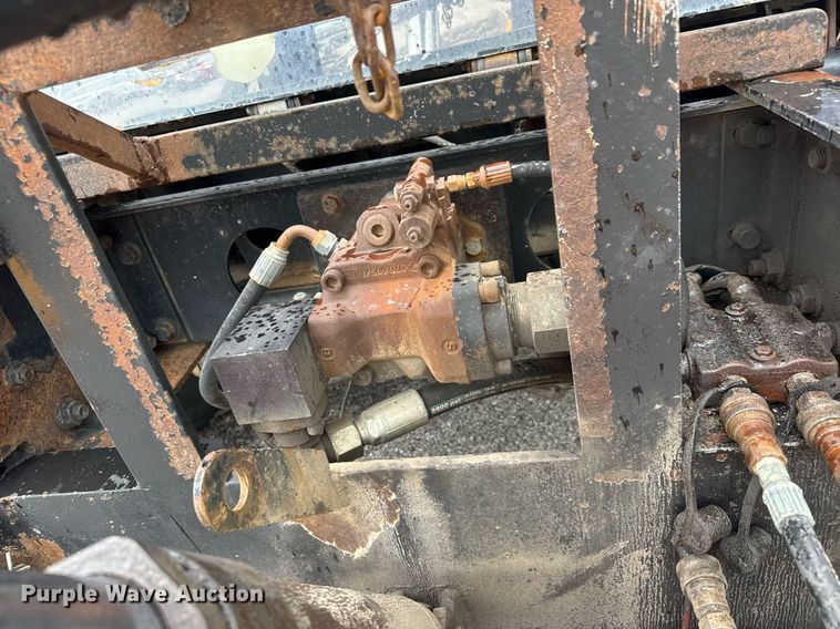 image for item DY0347 2005 International 7400 dump truck