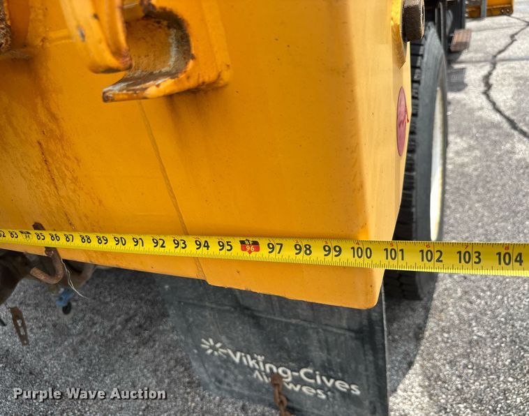 image for item DY0347 2005 International 7400 dump truck