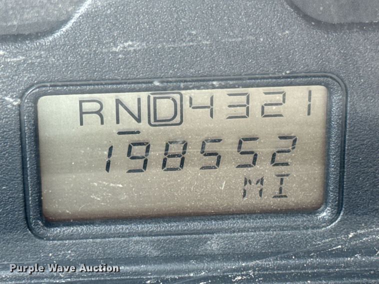 image for item DY0347 2005 International 7400 dump truck