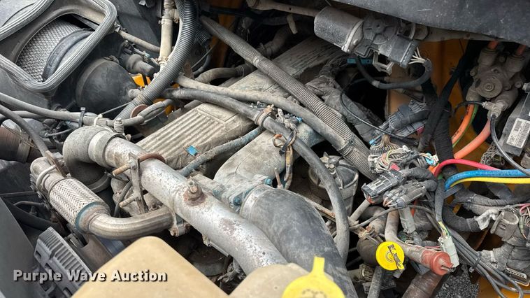 image for item DY0347 2005 International 7400 dump truck