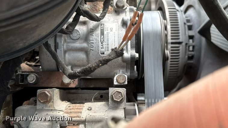 image for item DY0347 2005 International 7400 dump truck