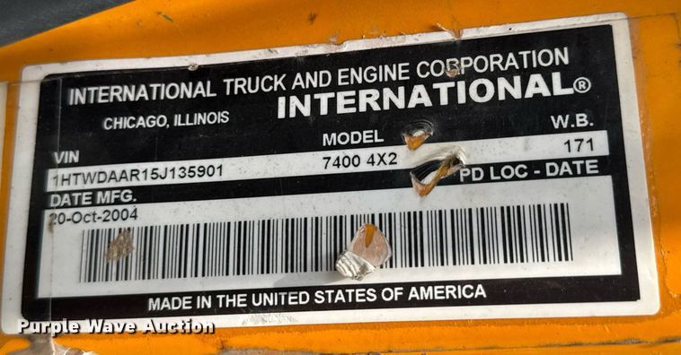 image for item DY0347 2005 International 7400 dump truck