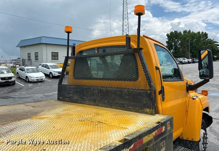 image for item DY0348 2009 Chevrolet C4500 dump flatbed truck