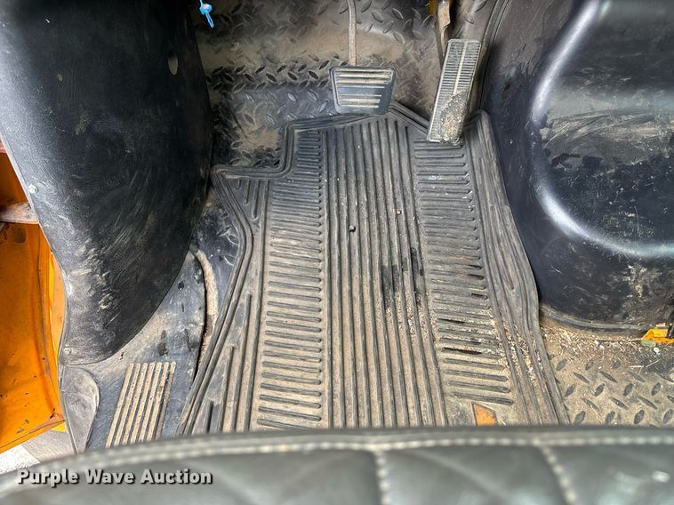 image for item DY0348 2009 Chevrolet C4500 dump flatbed truck