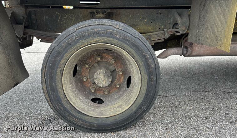 image for item DY0348 2009 Chevrolet C4500 dump flatbed truck