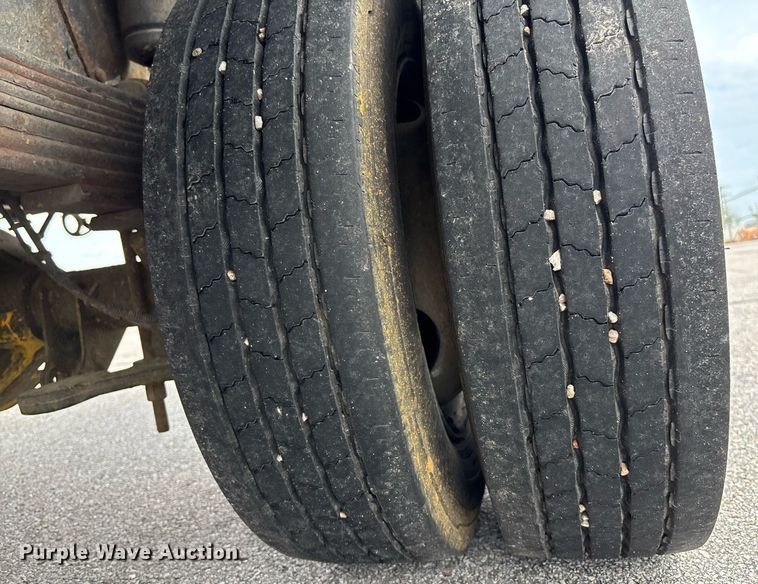 image for item DY0348 2009 Chevrolet C4500 dump flatbed truck