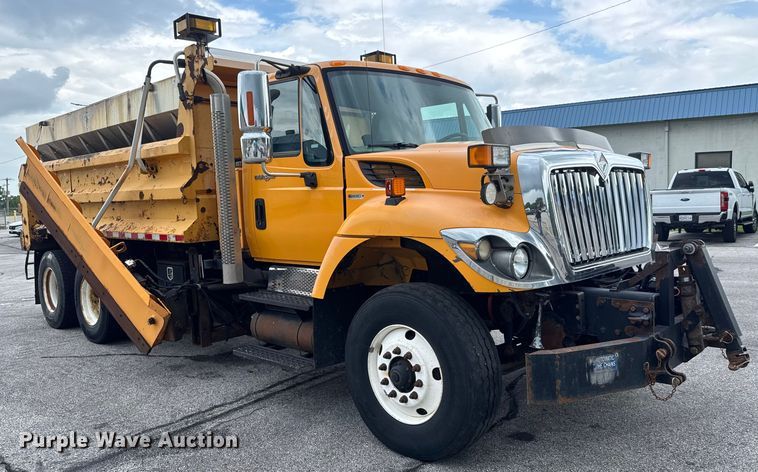 image for item DY0349 2010 International 7500  dump truck