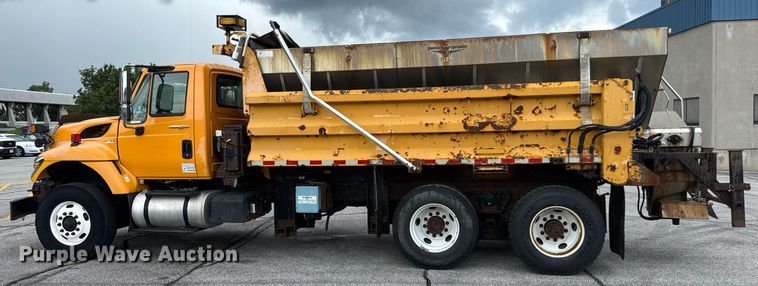 image for item DY0349 2010 International 7500  dump truck