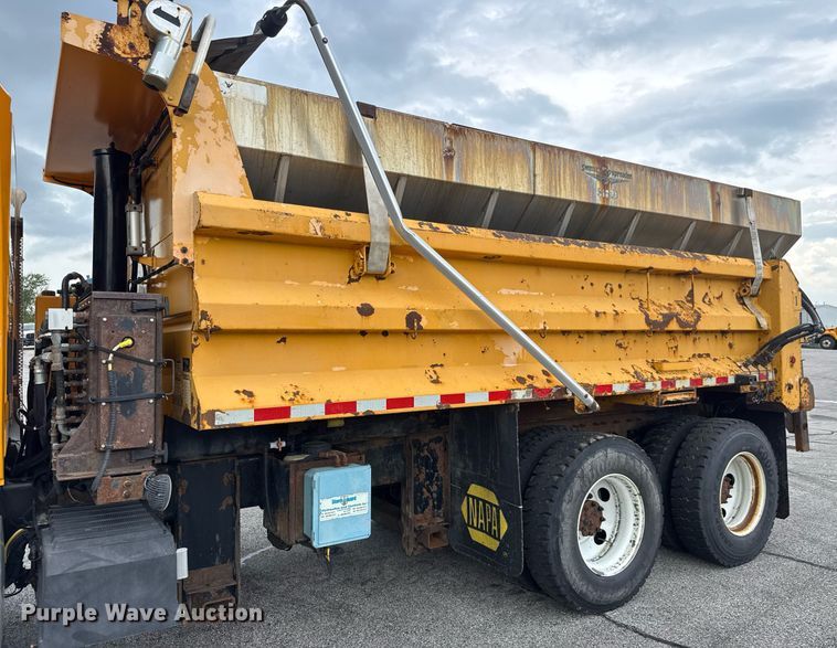 image for item DY0349 2010 International 7500  dump truck