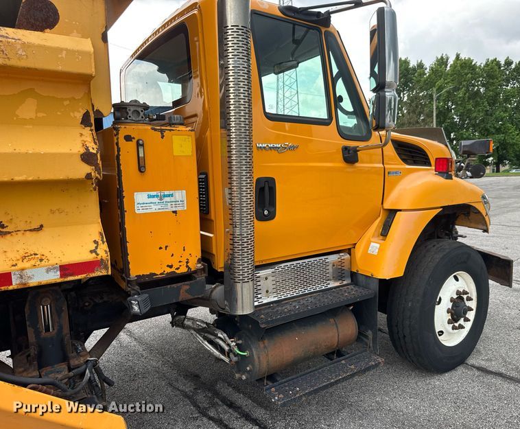 image for item DY0349 2010 International 7500  dump truck