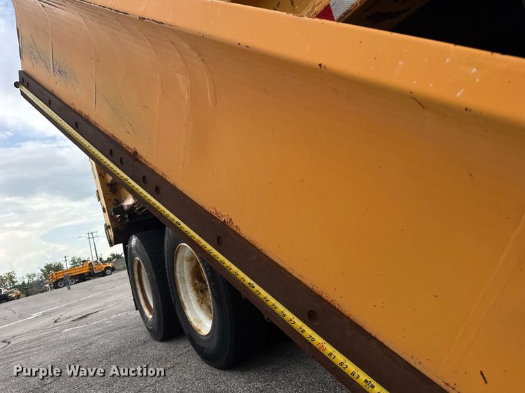 image for item DY0349 2010 International 7500  dump truck