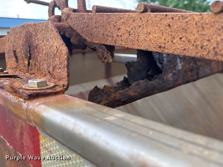 image for item DY0349 2010 International 7500  dump truck