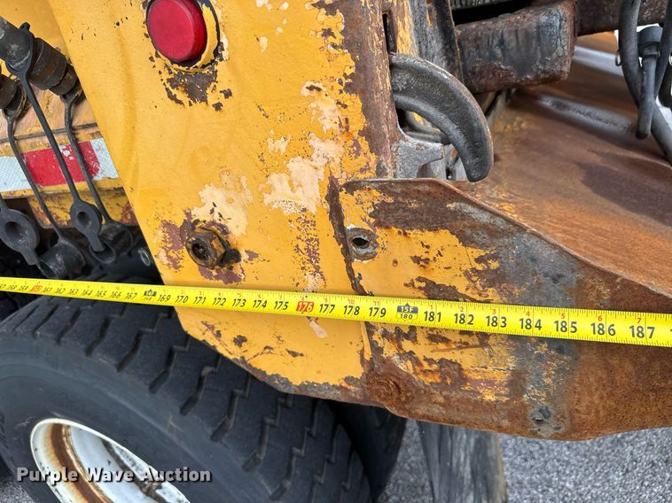 image for item DY0349 2010 International 7500  dump truck