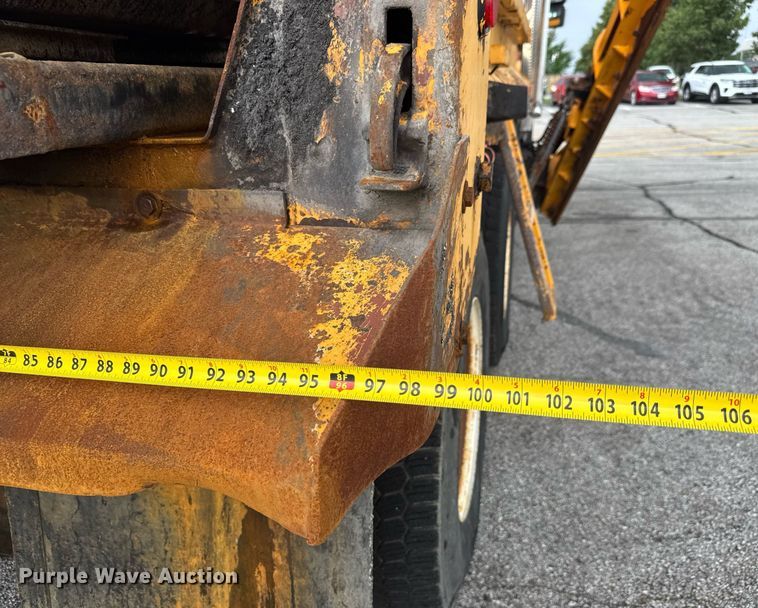 image for item DY0349 2010 International 7500  dump truck