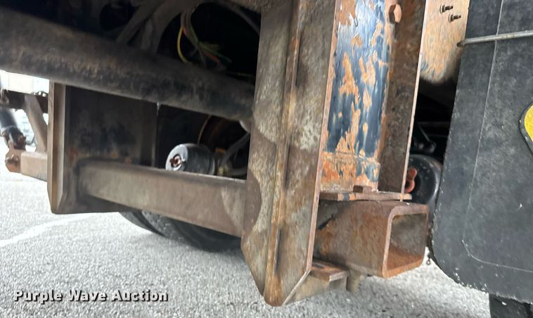 image for item DY0349 2010 International 7500  dump truck