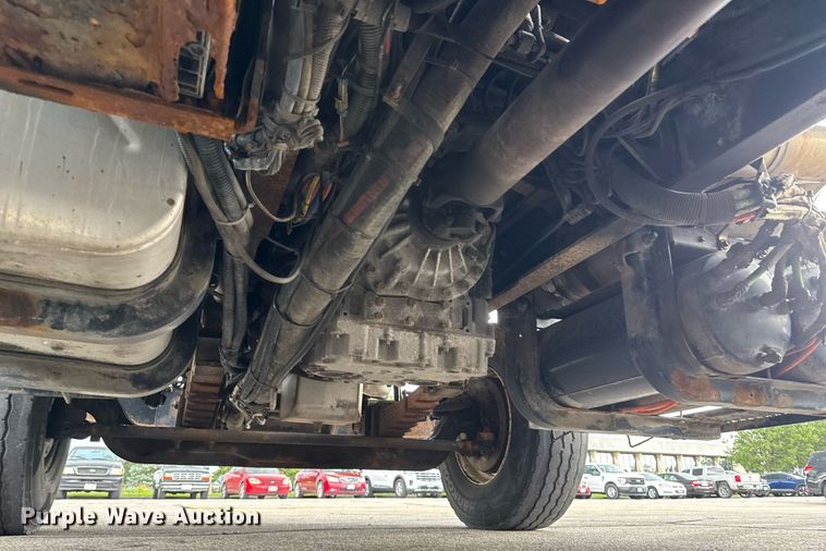 image for item DY0349 2010 International 7500  dump truck