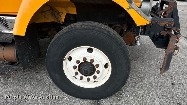 image for item DY0349 2010 International 7500  dump truck