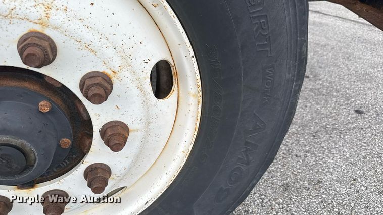 image for item DY0349 2010 International 7500  dump truck