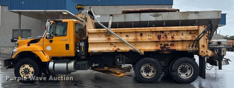 image for item DY0350 2011 International Workstar 7500 dump truck