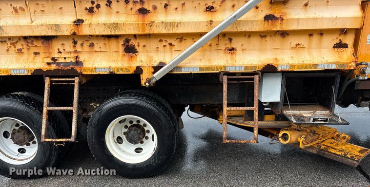 image for item DY0350 2011 International Workstar 7500 dump truck