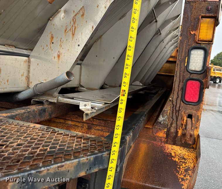 image for item DY0350 2011 International Workstar 7500 dump truck