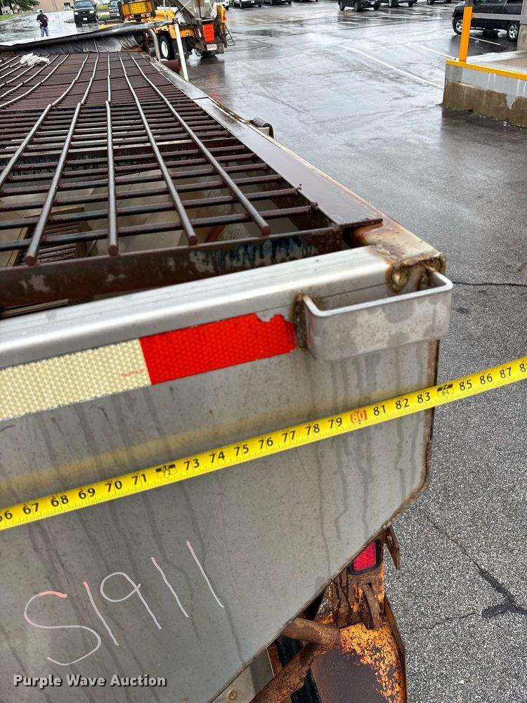 image for item DY0350 2011 International Workstar 7500 dump truck