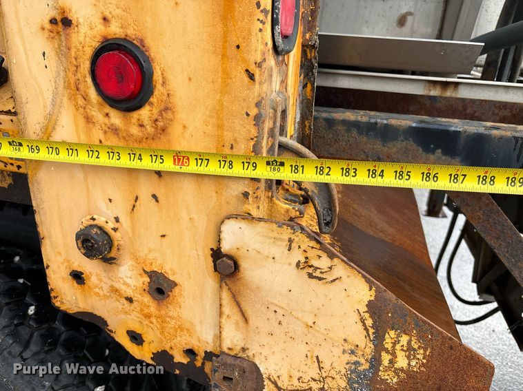 image for item DY0350 2011 International Workstar 7500 dump truck