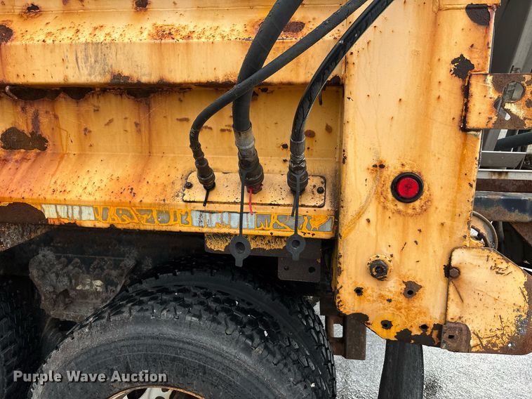 image for item DY0350 2011 International Workstar 7500 dump truck