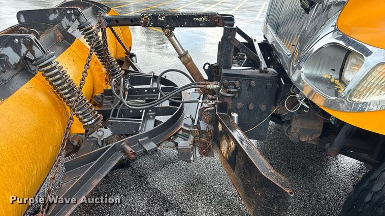 image for item DY0351 2006 International 7400 dump truck