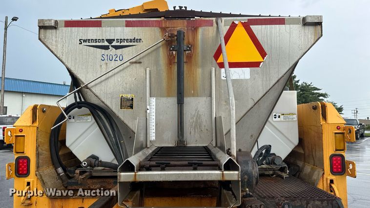 image for item DY0351 2006 International 7400 dump truck