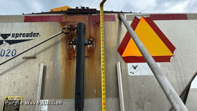 image for item DY0351 2006 International 7400 dump truck