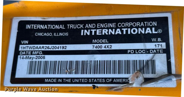 image for item DY0351 2006 International 7400 dump truck