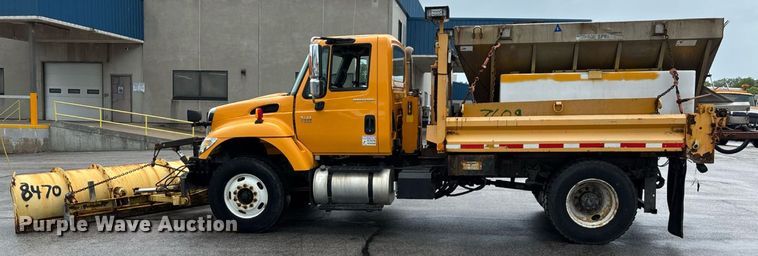 image for item DY0353 2006 International 7400 dump truck