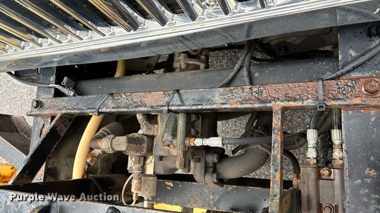 image for item DY0353 2006 International 7400 dump truck