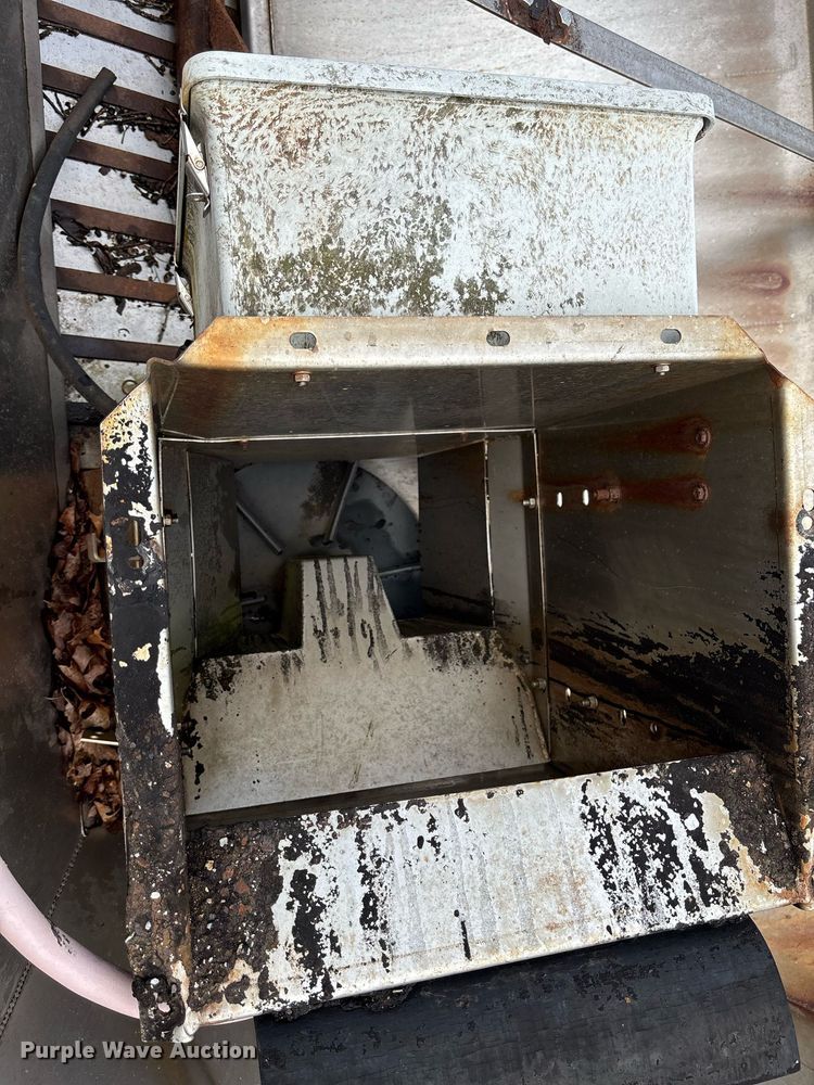 image for item DY0353 2006 International 7400 dump truck