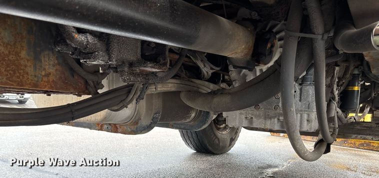 image for item DY0353 2006 International 7400 dump truck