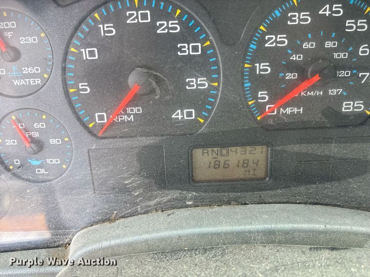 image for item DY0353 2006 International 7400 dump truck