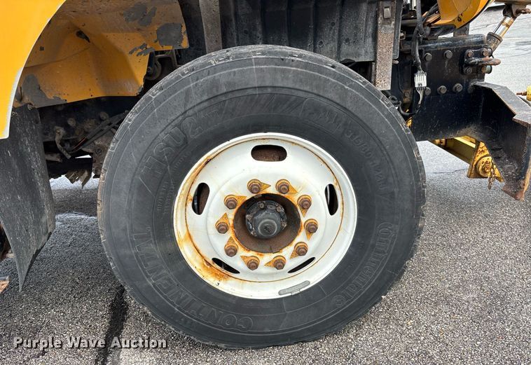 image for item DY0353 2006 International 7400 dump truck