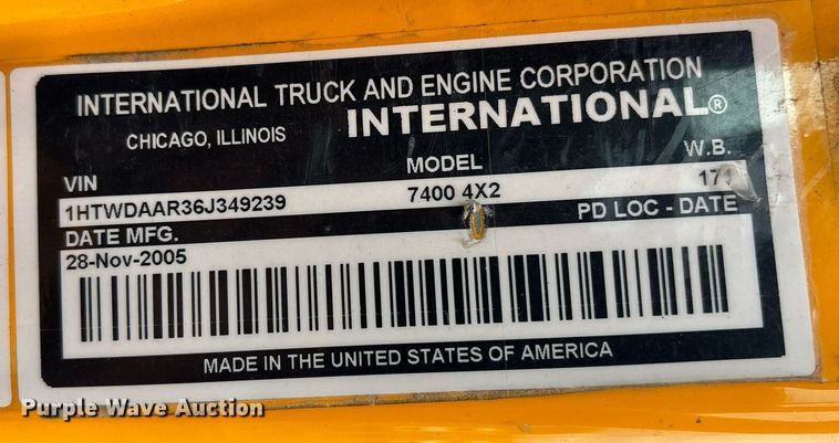 image for item DY0353 2006 International 7400 dump truck