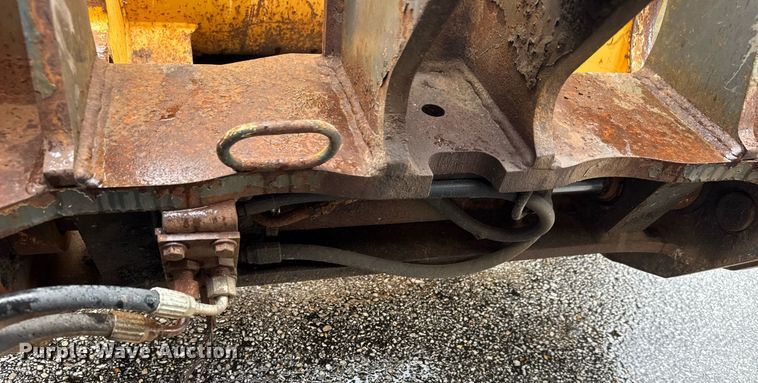 image for item DY0354 2006 John Deere 444J wheel loader