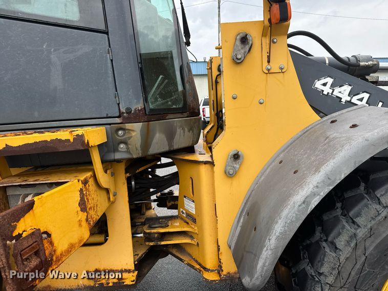 image for item DY0354 2006 John Deere 444J wheel loader