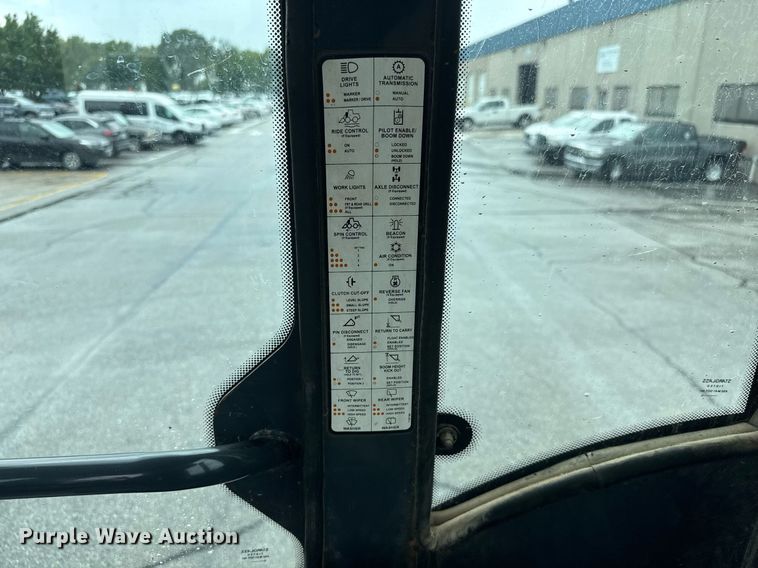 image for item DY0354 2006 John Deere 444J wheel loader