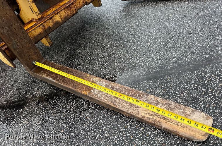 image for item DY0354 2006 John Deere 444J wheel loader