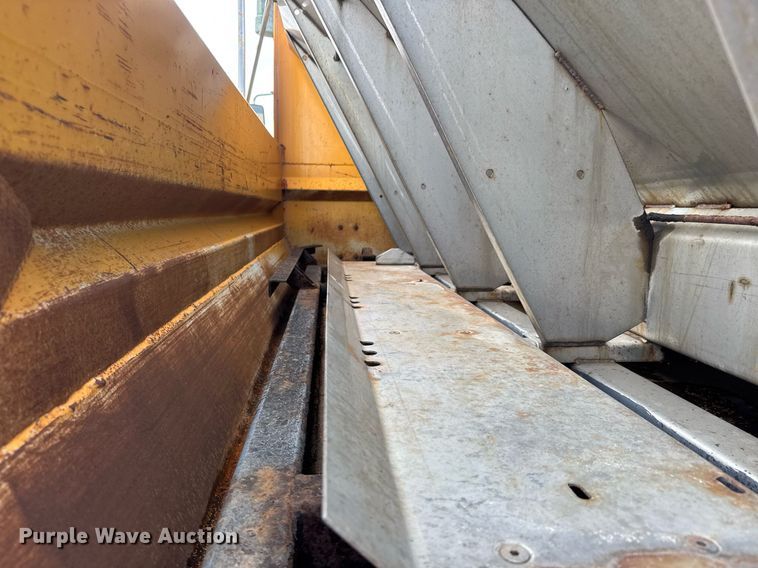 image for item DY0355 2006 International 7400 dump truck