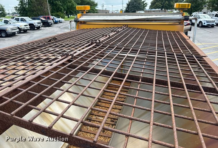 image for item DY0355 2006 International 7400 dump truck