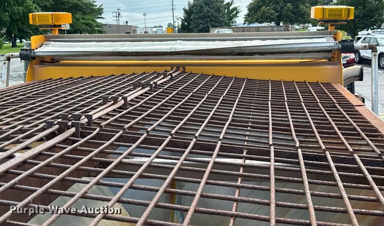 image for item DY0355 2006 International 7400 dump truck