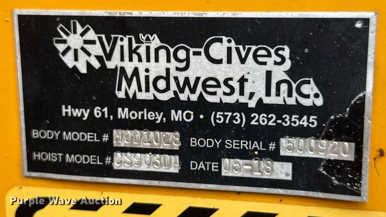 image for item DY0355 2006 International 7400 dump truck