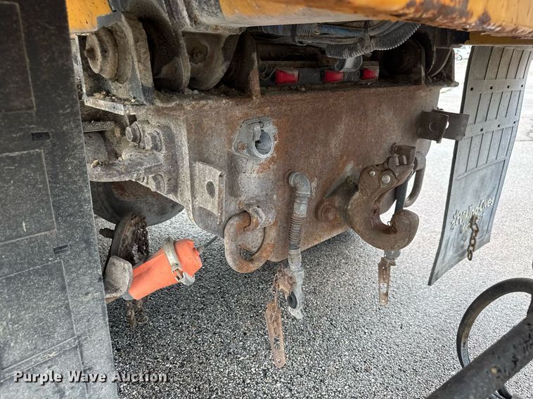 image for item DY0355 2006 International 7400 dump truck